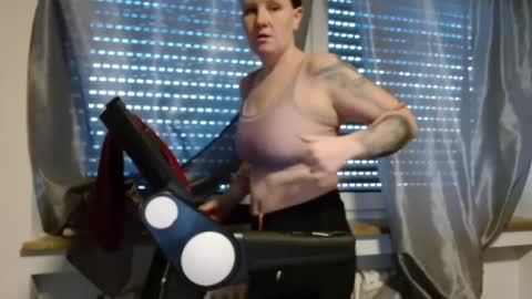 Snapshot of wetgerman2 chatting on 01.29.25 Wetgerman online show from 01.29.25