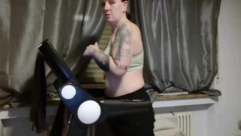 Snapshot of wetgerman2 chatting on 02.04.25 Wetgerman online show from 02.04.25