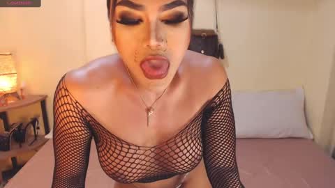 sam sugar online show from 12.12.24