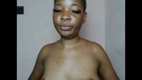 Snapshot of wetxxbabe chatting on 02.21.26 wetxxbabe online show from 02.21.26