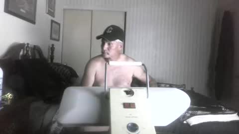 wheenidude online show from 05.10.26
