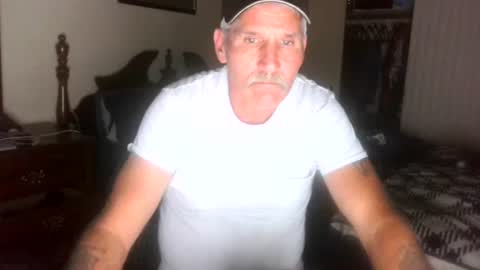 wheenidude online show from 05.19.26
