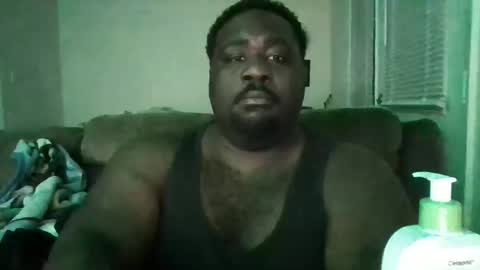 Snapshot of whiskeyandcoke24 chatting on 02.01.26 WhiskeyandCoke online show from 02.01.26