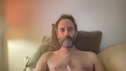 Snapshot of whiskylovexxx chatting on 10.31.25 WhiskyLove online show from 10.31.25