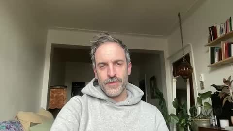 Snapshot of whiskylovexxx chatting on 04.07.26 WhiskyLove online show from 04.07.26