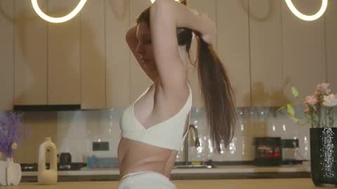 Naomi online show from 11.13.25