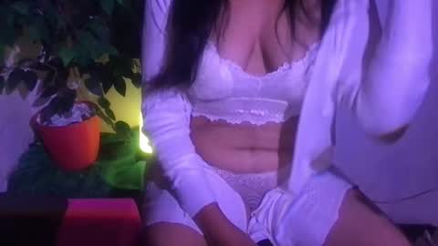 Mel online show from 10.28.25