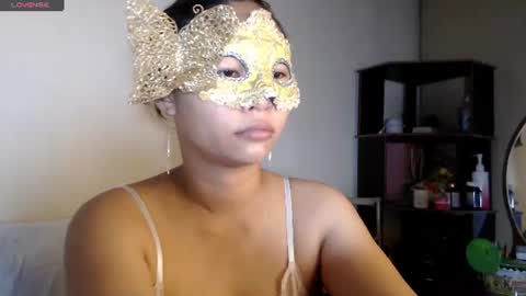 Snapshot of whisperinrain chatting on 07.15.26 whisperinrain online show from 07.15.26