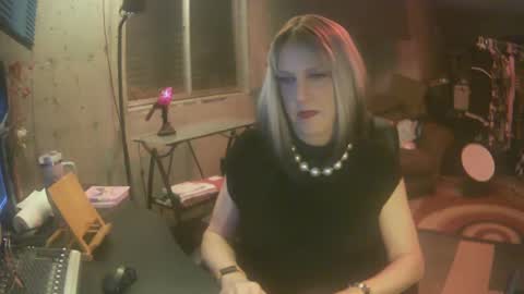 Whisper online show from 12.08.24