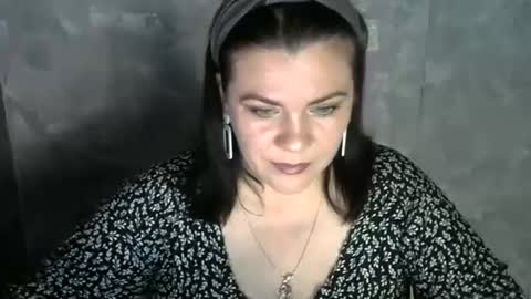 Snapshot of white__queen_ chatting on 06.23.26 white__queen_ online show from 06.23.26
