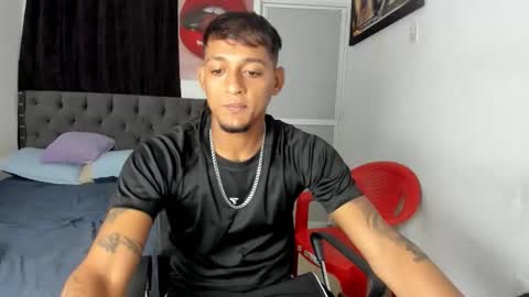 Snapshot of white_master444 chatting on 04.22.26 white online show from 04.22.26