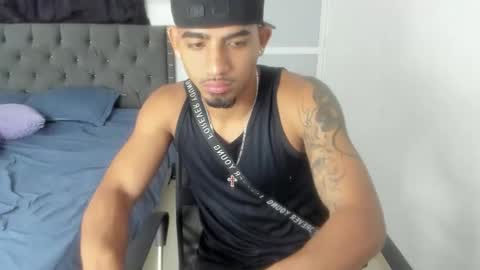 Snapshot of white_master444 chatting on 05.20.26 white online show from 05.20.26