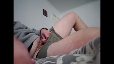 whiteboi9284 online show from 09.17.25