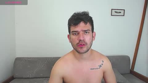 Snapshot of whitedylan9 chatting on 01.06.25 Dylan white online show from 01.06.25