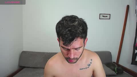 Snapshot of whitedylan9 chatting on 01.11.25 Dylan white online show from 01.11.25