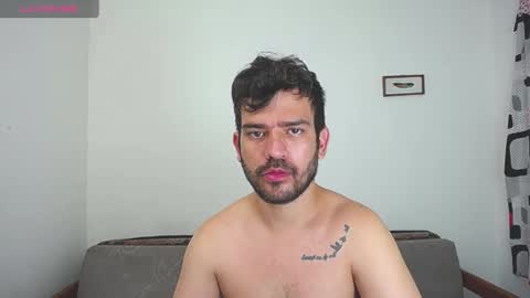 Snapshot of whitedylan9 chatting on 01.18.25 Dylan white online show from 01.18.25