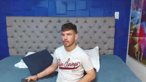 Snapshot of whitedylan9 chatting on 02.05.25 Dylan white online show from 02.05.25