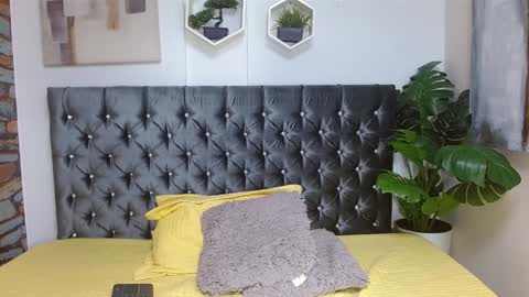 Snapshot of whitedylan9 chatting on 02.06.25 Dylan white online show from 02.06.25