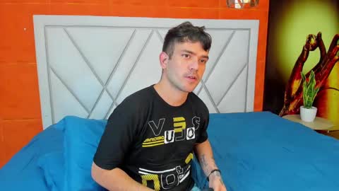 Snapshot of whitedylan9 chatting on 02.18.25 Dylan white online show from 02.18.25