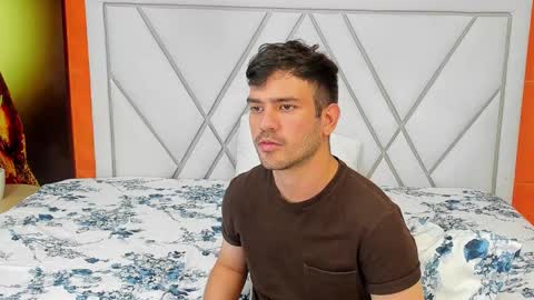 Snapshot of whitedylan9 chatting on 02.21.25 Dylan white online show from 02.21.25