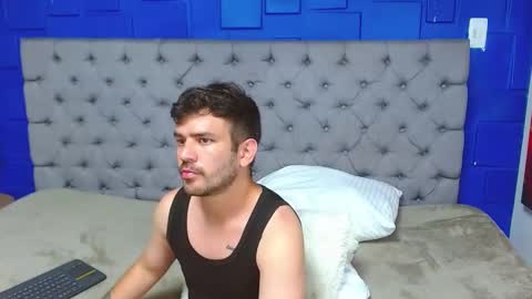 Snapshot of whitedylan9 chatting on 02.26.25 Dylan white online show from 02.26.25