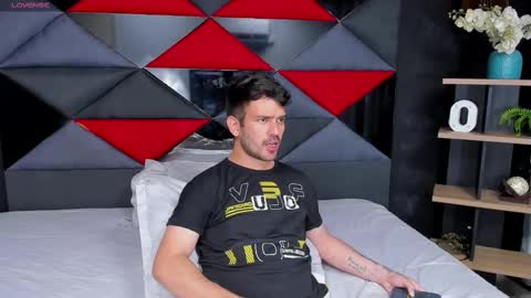 Snapshot of whitedylan9 chatting on 02.27.25 Dylan white online show from 02.27.25