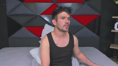 Snapshot of whitedylan9 chatting on 02.28.25 Dylan white online show from 02.28.25