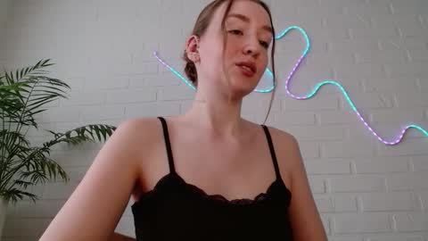 You wont find me here on Saturdays and Sundays  online show from 03.26.26