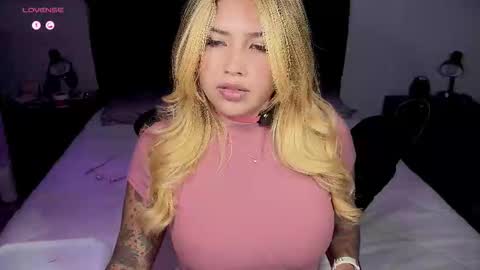 EMMA online show from 10.11.25