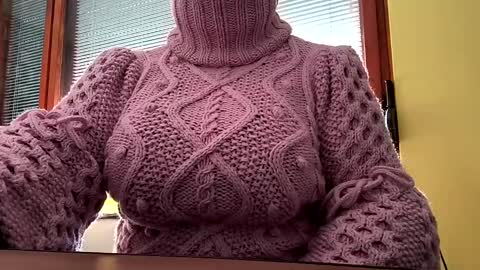 whitesweater online show from 03.07.25