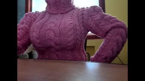 whitesweater online show from 09.19.25