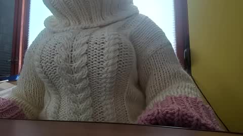 whitesweater online show from 09.23.25