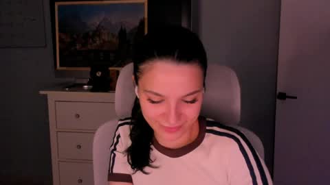 Snapshot of whoislulu chatting on 05.08.26 whoislulu online show from 05.08.26