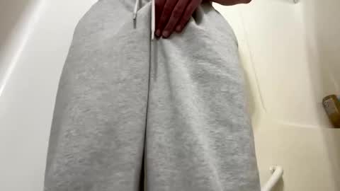 Snapshot of whosstin chatting on 10.12.25 whosstin online show from 10.12.25