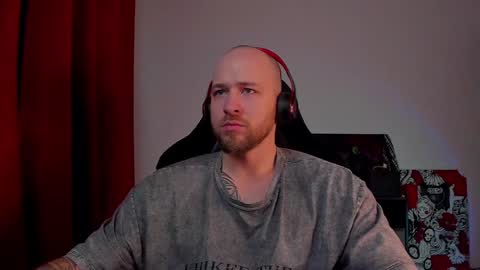 Snapshot of why_you_so_serious chatting on 01.18.25 VI online show from 01.18.25