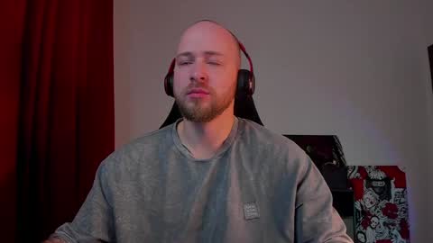 Snapshot of why_you_so_serious chatting on 01.20.25 VI online show from 01.20.25