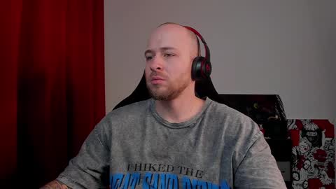 Snapshot of why_you_so_serious chatting on 02.01.25 VI online show from 02.01.25