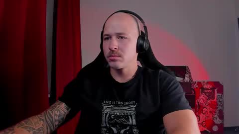 Snapshot of why_you_so_serious chatting on 09.26.25 VI online show from 09.26.25