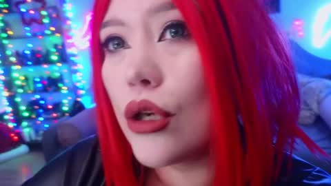 Snapshot of wickedxqueen chatting on 12.15.24 Laura online show from 12.15.24