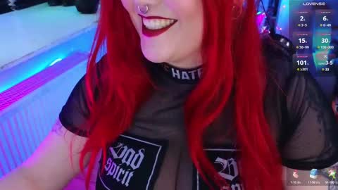 Snapshot of wickedxqueen chatting on 03.11.25 Laura online show from 03.11.25