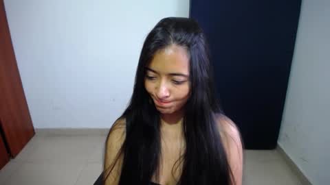 Ilauren online show from 01.10.25