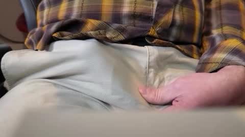 Snapshot of wiggo8 chatting on 01.13.26 HornDawg online show from 01.13.26