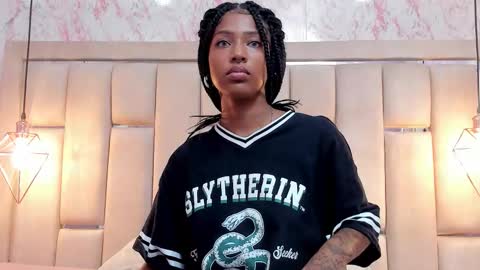 wild_firee_ online show from 11.03.25