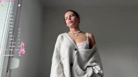 Mia online show from 03.07.26