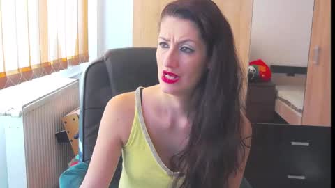 Bea online show from 03.04.25