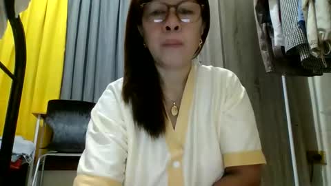 Snapshot of wildbrownchick69 chatting on 04.01.26 WildChick online show from 04.01.26