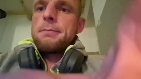 wildmike93 online show from 10.02.25