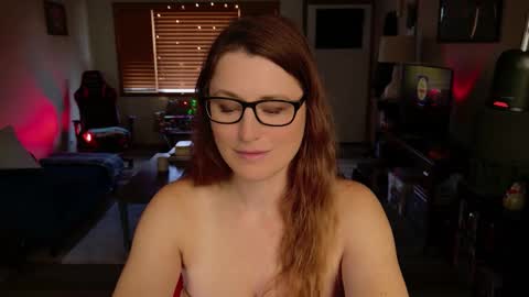 Ivy online show from 10.14.25