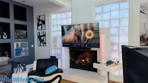 Snapshot of wildwifebarbie chatting on 01.23.25 Angelica 49 online show from 01.23.25