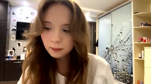 Olivia online show from 02.22.26